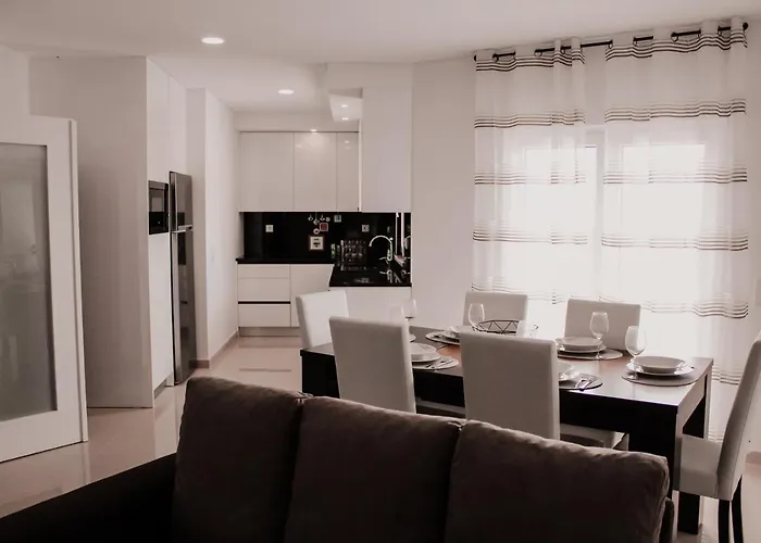 Gold Baleal アパート *